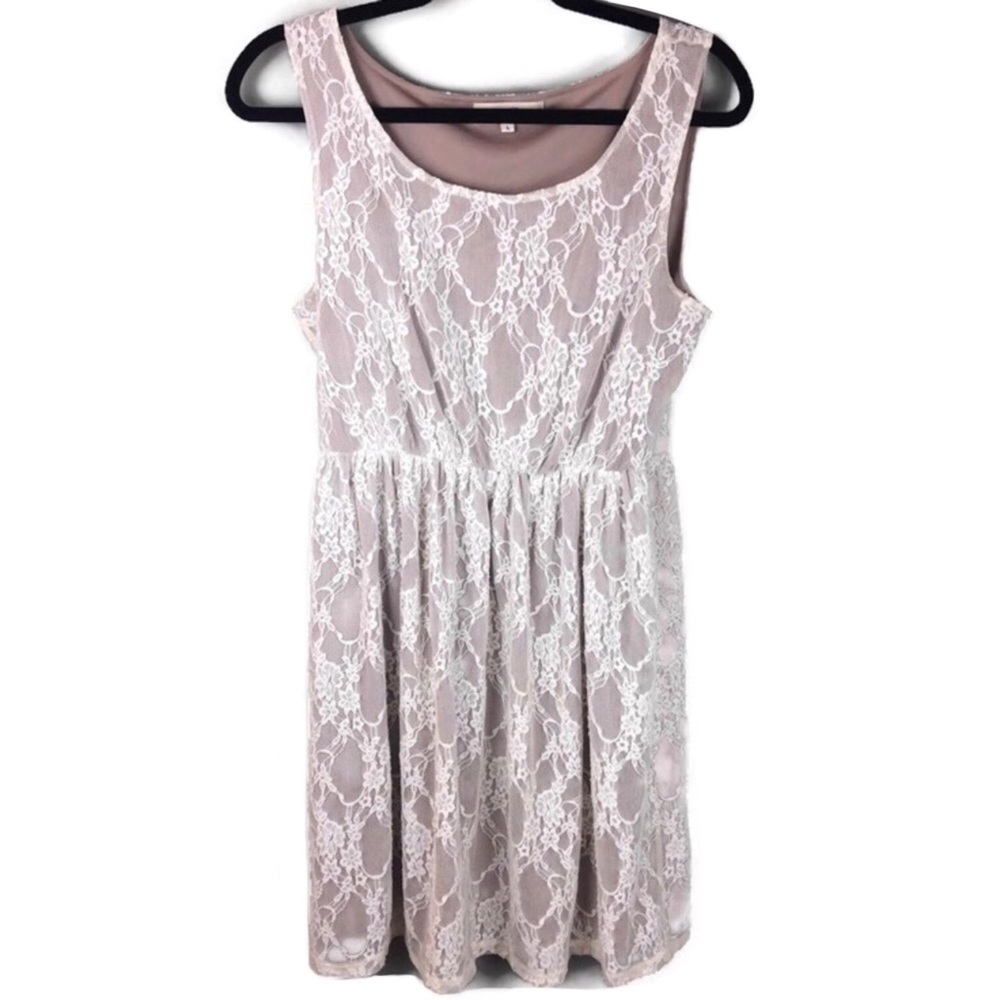 Altar’d State Floral Lace Scoopneck Sleeveless Dress Size Large